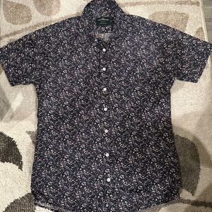 WMS Rodd & Gunn Short Sleeve Sports Fit Woven In Italy Button Up SZ M